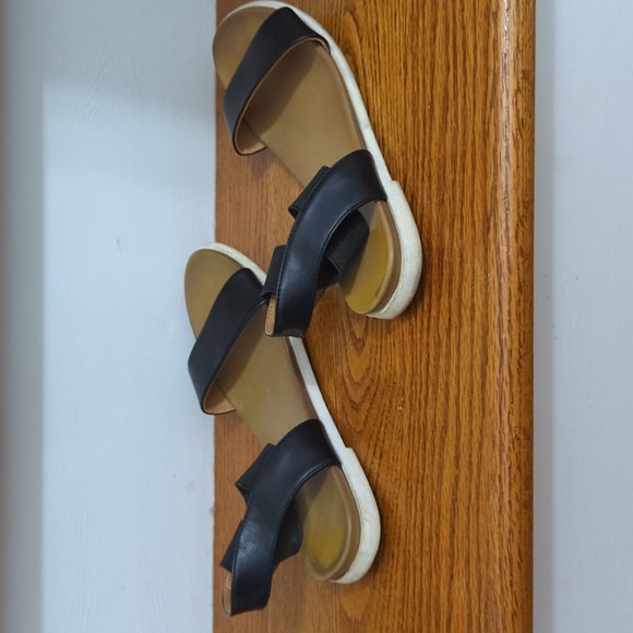 Rock& Candy sandals by Zigi size 7 - Picture 5 of 6